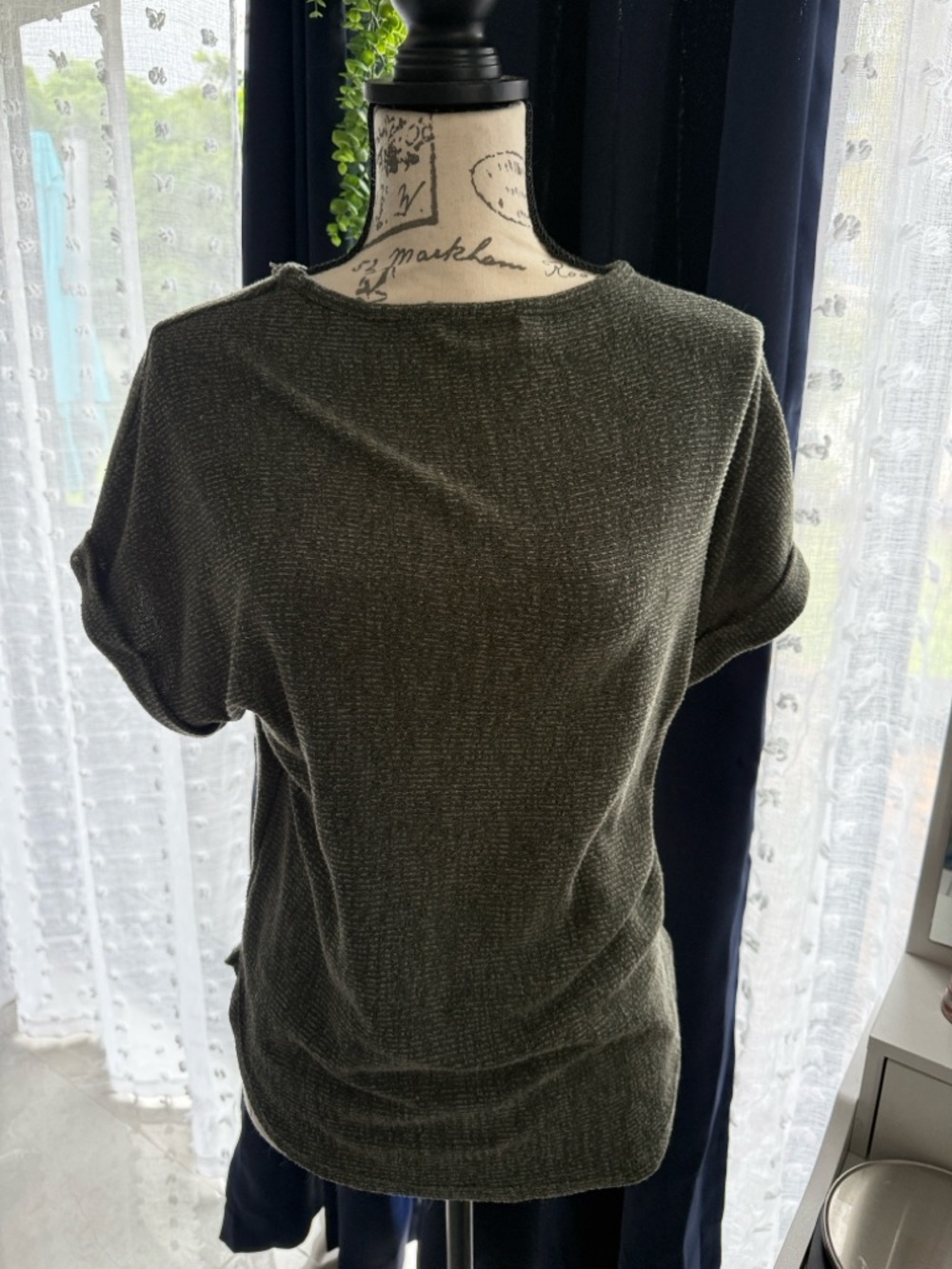 Max Studio Charcoal Knit Short Sleeve Top